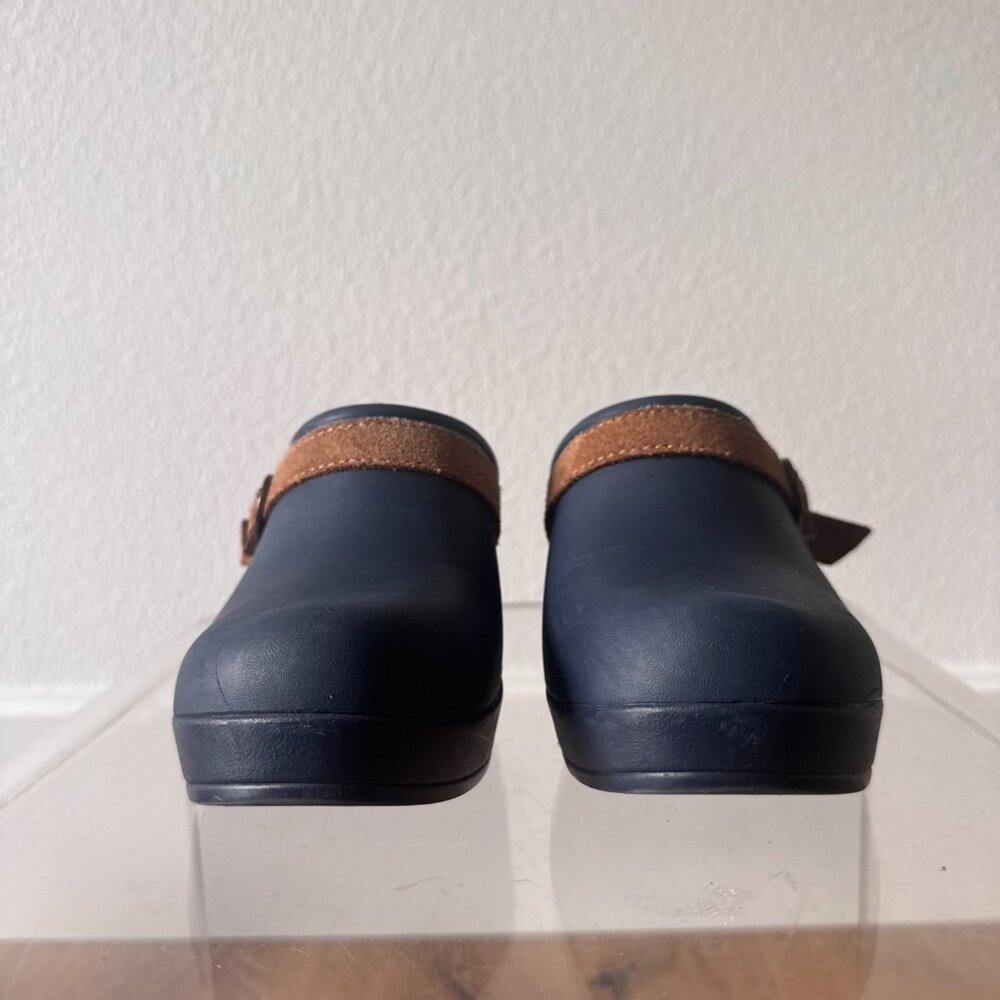 Crocs Sarah Clog Mule Navy Brown Leather Size 5  Minimalist Scandinavian Slip On - Picture 4 of 14